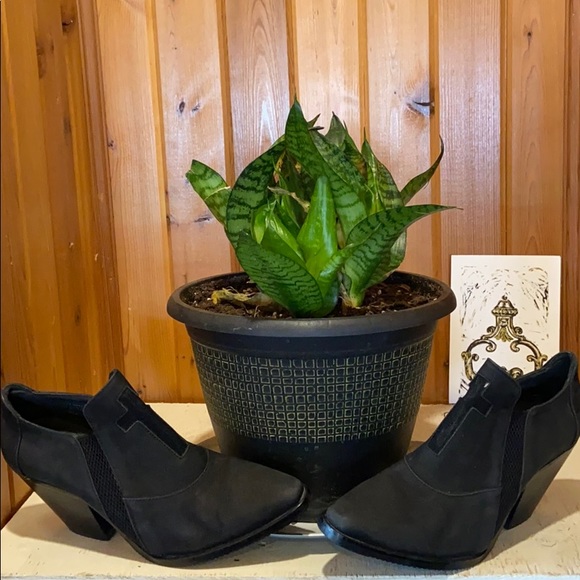 Unif leather confession boot size 8 - Picture 2 of 12